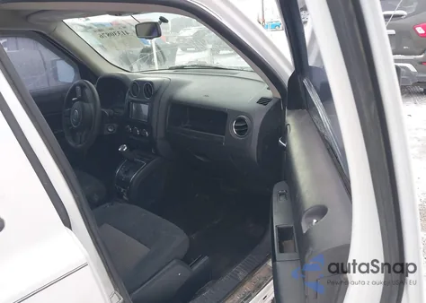 2014 Jeep Patriot Sport z USA, uszkodzony, nr VIN 1C4NJPBB0ED848793